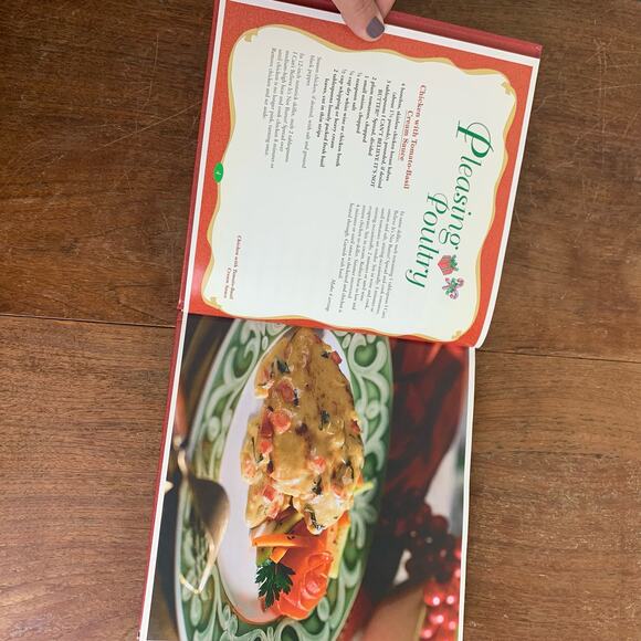 Favorite Brand‎ Name Country Christmas hard back cook book - Picture 7 of 14